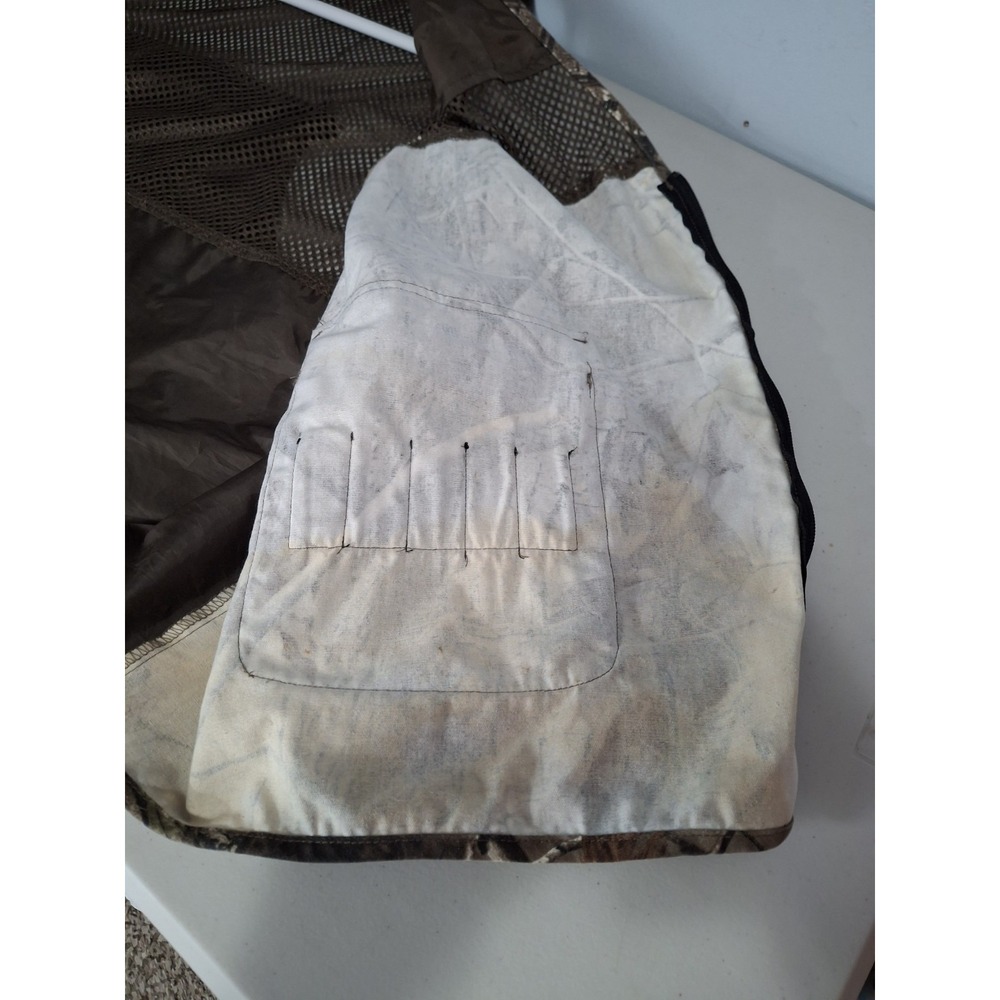 Realtree Men's XL/ 2XL Real Tree Camo Mesh Hunting Vest w/ Utility Pockets - Picture 11 of 14